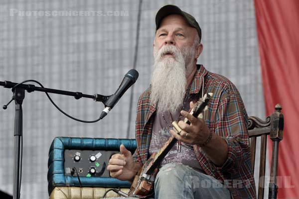 SEASICK STEVE - 2017-07-02 - ARRAS - La Citadelle - Main Stage - 